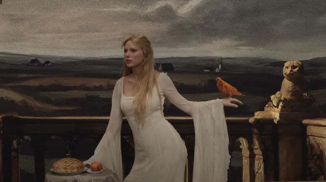 Taylor Swift resmi merilis video musik The Fate of Ophelia, single dan lagu pembuka album terbarunya yang bertajuk The Life of Showgirl.