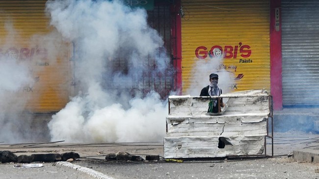 Kerusuhan di sejumlah wilayah Kashmir bagian Pakistan dipicu lonjakan harga listrik hingga tepung.