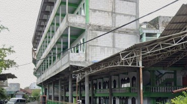 Tanpa IMB, Ini Jejak Pembangunan Ponpes Al Khoziny dari Google Earth