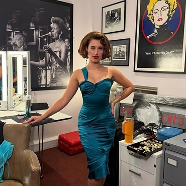 Lirik Lagu Click Clack Symphony. - RAYE feat. Hans Zimmer