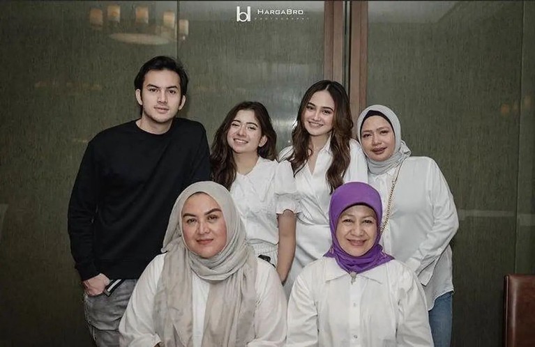 Syifa Hadju dan Rizkina Nazar
