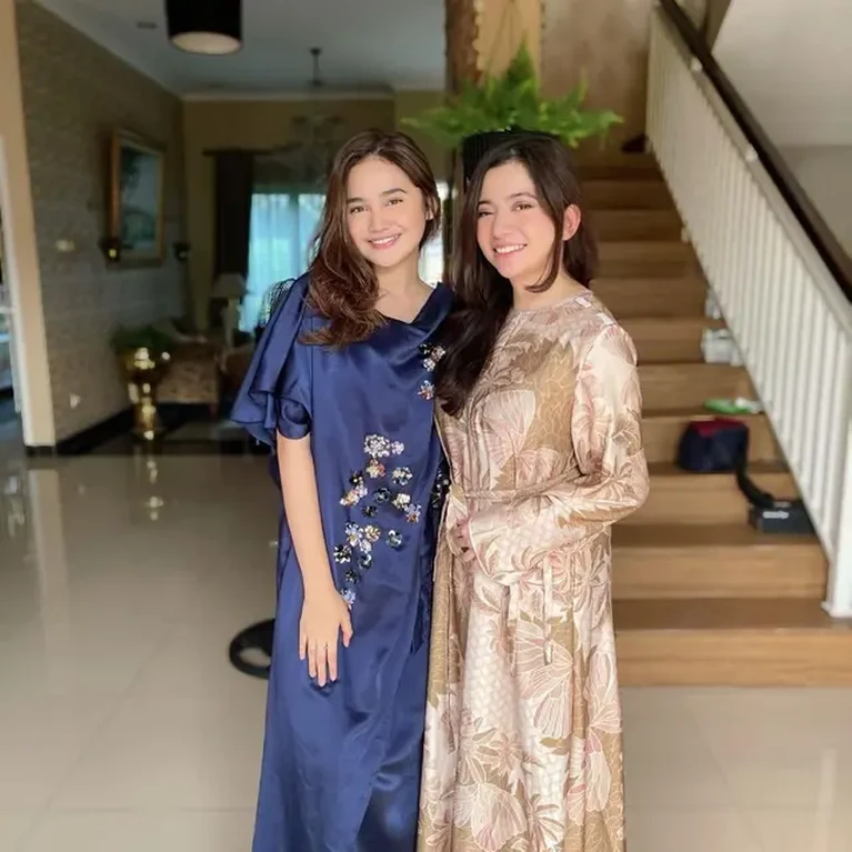 Syifa Hadju dan Rizkina Nazar