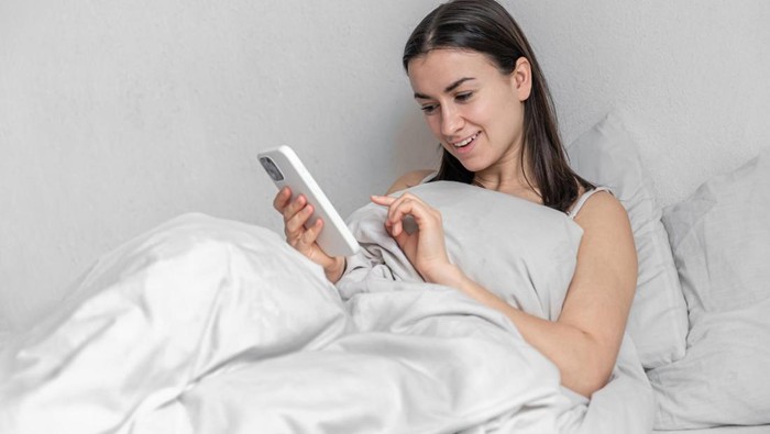 7 Kebiasaan Pagi yang Bikin Kamu Makin Stres Sepanjang Hari, Yuk Hati-Hati!