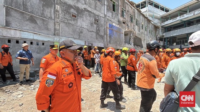 Basarnas menutup operasi pencarian di Ponpes Al Khoziny, Sidoarjo, setelah menemukan 67 korban tewas. Total 171 orang terevakuasi, termasuk 104 selamat.