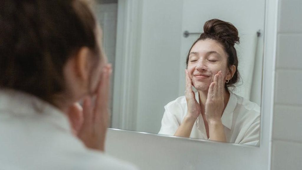 Jangan Lakukan 5 Kesalahan Perawatan Kulit Ini Selama Ramadhan