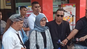 img-title Tak Kunjung Usai, Eks Karyawan Ashanty Bawa Bukti Tambahan atas Laporannya