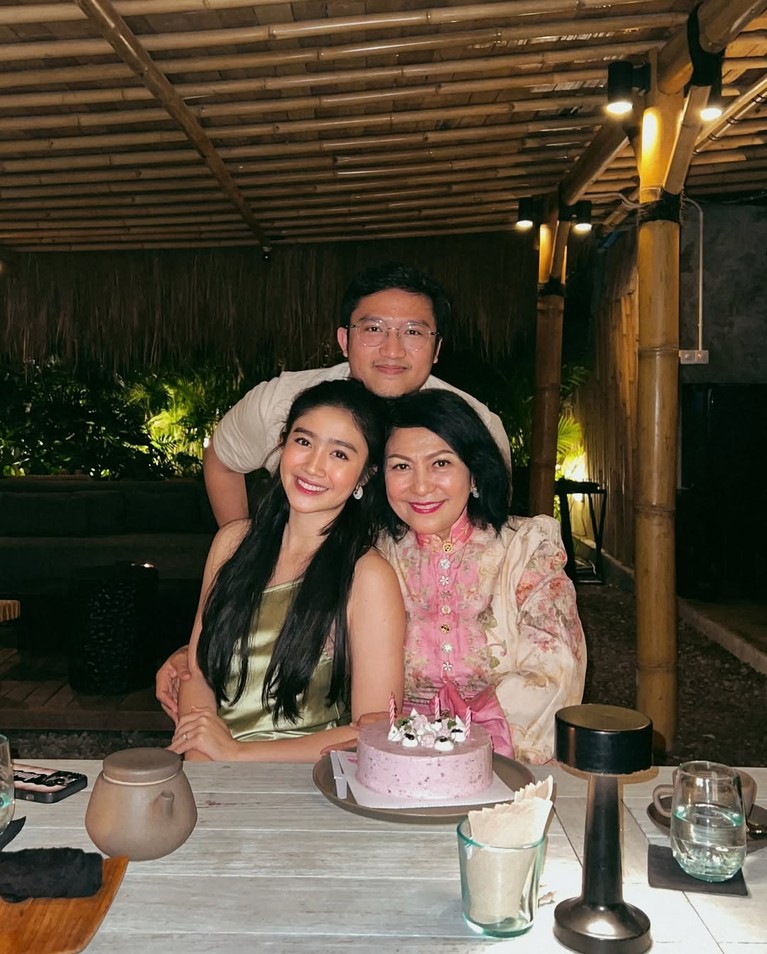 Febby Rastanty dan Ibunda Febby Rastanty dan Ibunda