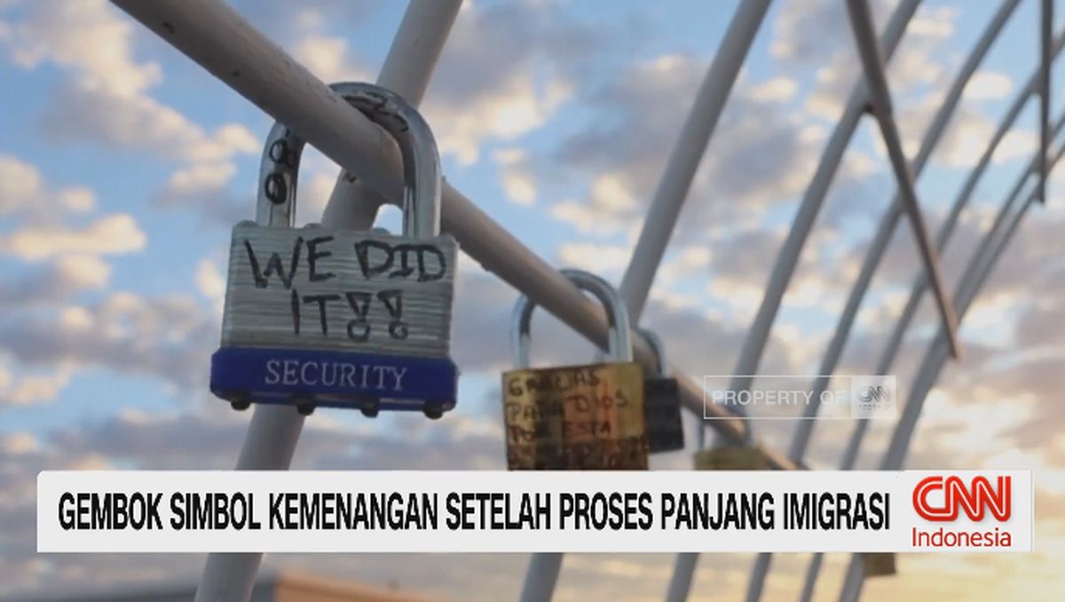 VIDEO: Gembok Simbol Kemenangan Setelah Proses Panjang Imigrasi