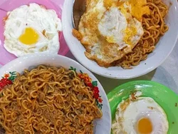 Viral Indomie Cak Su yang Melegenda Sejak 1995