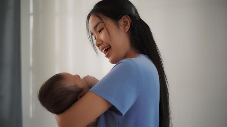 Manfaat Menyanyikan Lagu untuk Bayi Manfaat Menyanyikan Lagu untuk Bayi