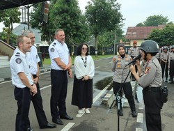 Momen Siswa Sepolwan Tanya ke Pejabat Kepolisian Prancis soal Tantangan Polwan