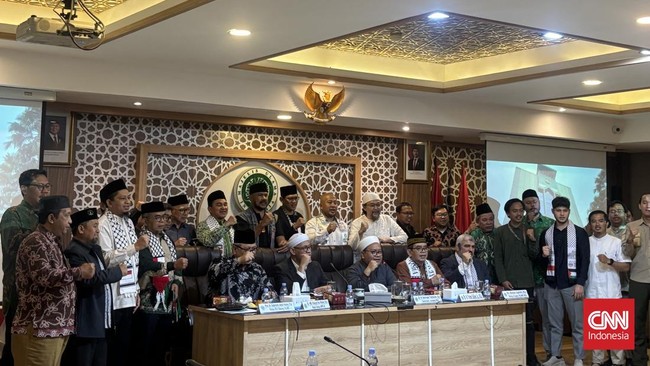 MUI bersama ormas Islam mendeklarasikan sembilan poin untuk peringatan Badai Al Aqsa, mendesak pemerintah Indonesia tegas terhadap Zionis dan dukung Palestina.