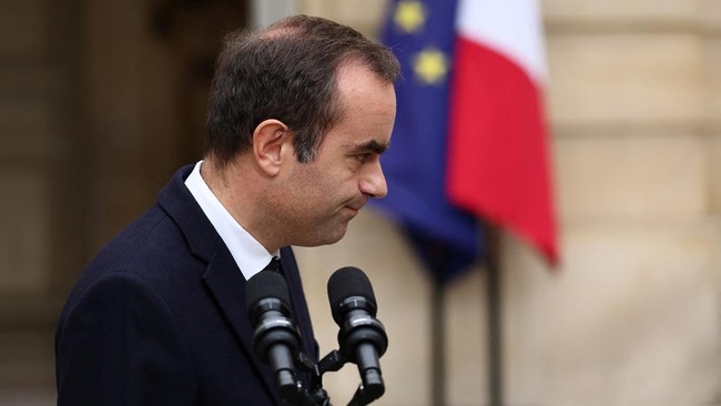 Krisis politik di pemerintahan Prancis jadi penyebabab PM Sebastien Lecornu mundur meski belum sebulan menjabat.