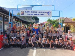 Aiptu Agung Ginanjar Gagas SKCK Delivery-Taman Edukasi Lalin di Polsek Pandeglang
