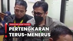 Sudah Ucap Talak, Andre Taulany-Erin Pisah Rumah Selama Setahun