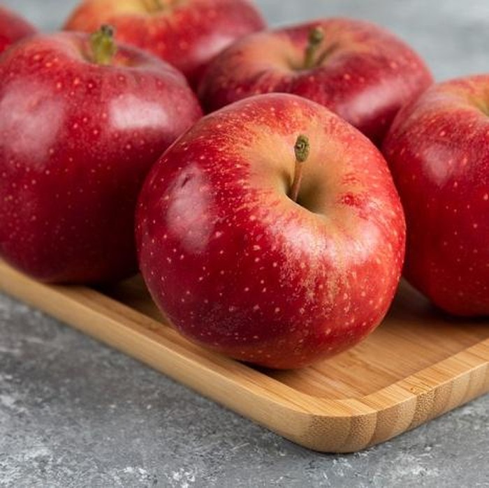 Apel dapat meningkatkan rasa kenyang dan memperlambat proses pencernaan./ Foto: freepik.com/@azerbaijan-stockers