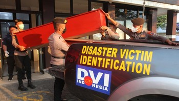 FOTO: Identifikasi Identitas Jenazah Ambruknya Gedung Ponpes Sidoarjo