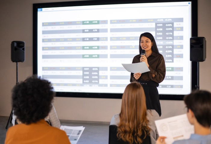 Jika memang kamu tahu apa yang diucapkan adalah kebenaran, maka tidak perlu meminta maaf untuk itu.