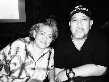 img-title Kenang Momen Ulang Tahun Mendiang Istri, Indro Warkop: Kalau Masih Ada...