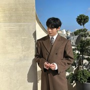 5 Gaya V BTS Tampil Menawan Bak Bangsawan di CELINE Ete 2026 Show