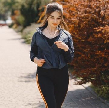 Metode Jalan Kaki 3-3-30 Orang Jepang Efektif Membakar Lemak, Begini Cara Melakukannya