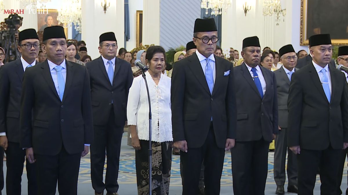 Prabowo Lantik Wamendagri Akhmad Wiyagus dan Wamenkes Benjamin Paulus