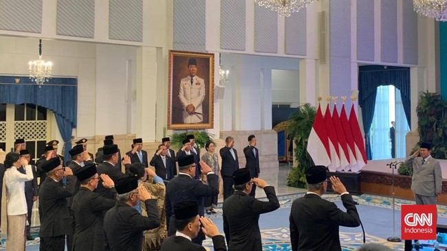Presiden RI Prabowo Subianto melantik sejumlah duta besar atau dubes RI baru dalam pelantikan di Istana Kepresidenan pada Rabu (8/10) ini.
