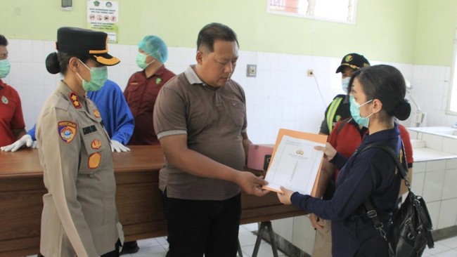 Korban KMP Tunu Pratama Jaya kembali ditemukan di Pantai Gilimanuk Bali usai tragedi tenggelam berlalu tiga bulan.