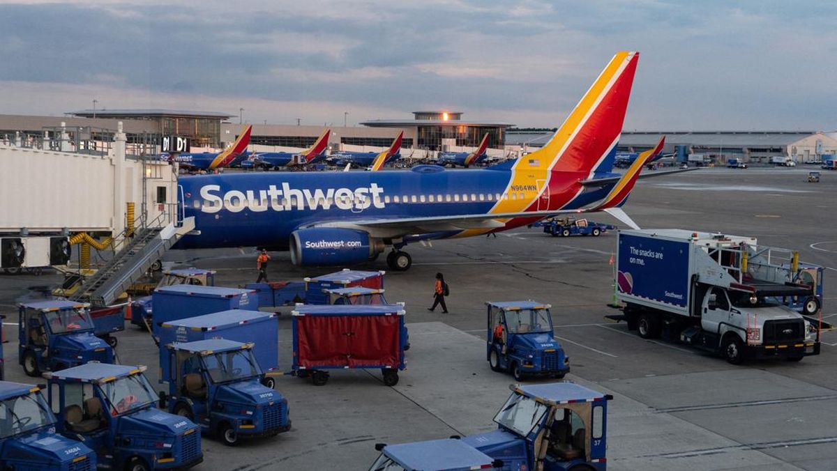 Staf ATC Kena Dampak Shutdown, Ribuan Penerbangan di AS Delay Parah