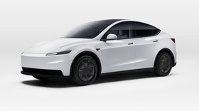 Mobil Listrik Murah Tesla Meluncur, Masih Dicap Kemahalan