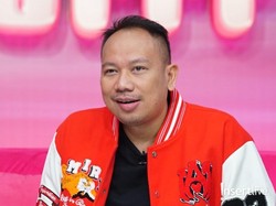 Pengakuan Vicky Prasetyo Dibayar Rp1,8 Miliar untuk Pacaran Settingan