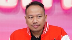 Tak Ada Jaminan di Dunia Hiburan Jadi Alasan Vicky Prasetyo Serius Jalani Bisnis