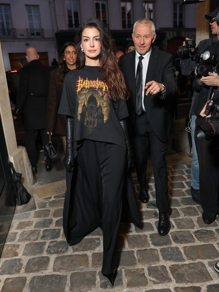 PARIS, FRANCE - OCTOBER 04: Anne Hathaway attends the Balenciaga Womenswear Spring/Summer 2026 show as part of Paris Fashion Week on October 04, 2025 in Paris, France. (Photo by Arnold Jerocki/Getty Images for Balenciaga)
