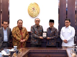 Datangi MA, Mendes Cari Solusi Hukum soal 3 Desa yang Masuk Kawasan Hutan