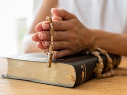 Contoh Ujud Doa Rosario Peristiwa Terang dengan Intensi yang Dibaca Hari Kamis