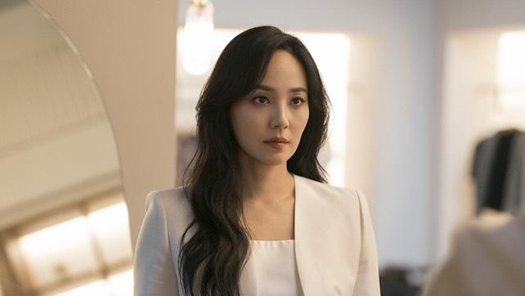 Eugene dalam drama Korea First Lady Eugene dalam drama Korea First Lady