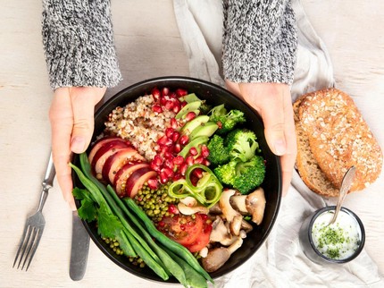 Mau Makan Banyak tapi Berat Badan Turun? Ini Pilihan Dietnya Menurut Studi