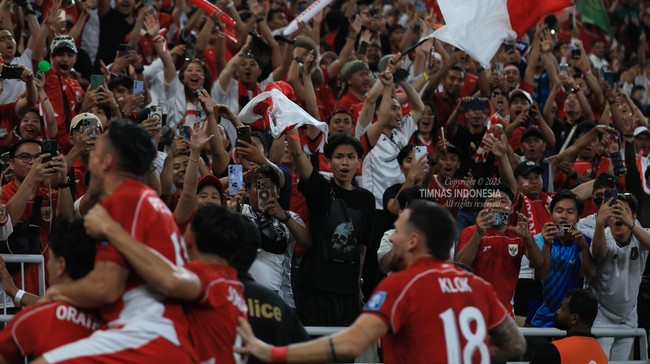 Hati terganjal saat melihat Timnas Indonesia pada 2025. Mimpi melihat Garuda di Piala Dunia harus pupus kala tambatan kapal di 'pulau' tujuan tak jauh lagi.