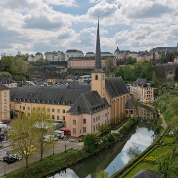 Termasuk Negara Paling Bahagia, 7 Kenyamanan yang Diberikan Pemerintah Luksemburg untuk Warganya