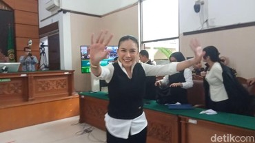 img-title Disebut Tak Sopan di Persidangan, Ini Alasan Nikita Mirzani Dituntut 11 Tahun Penjara