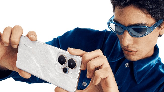 Realme 15 Series resmi dirilis di Indonesia pada Rabu (8/10) yang variannya realme 15 5G dan realme 15 Pro 5G.