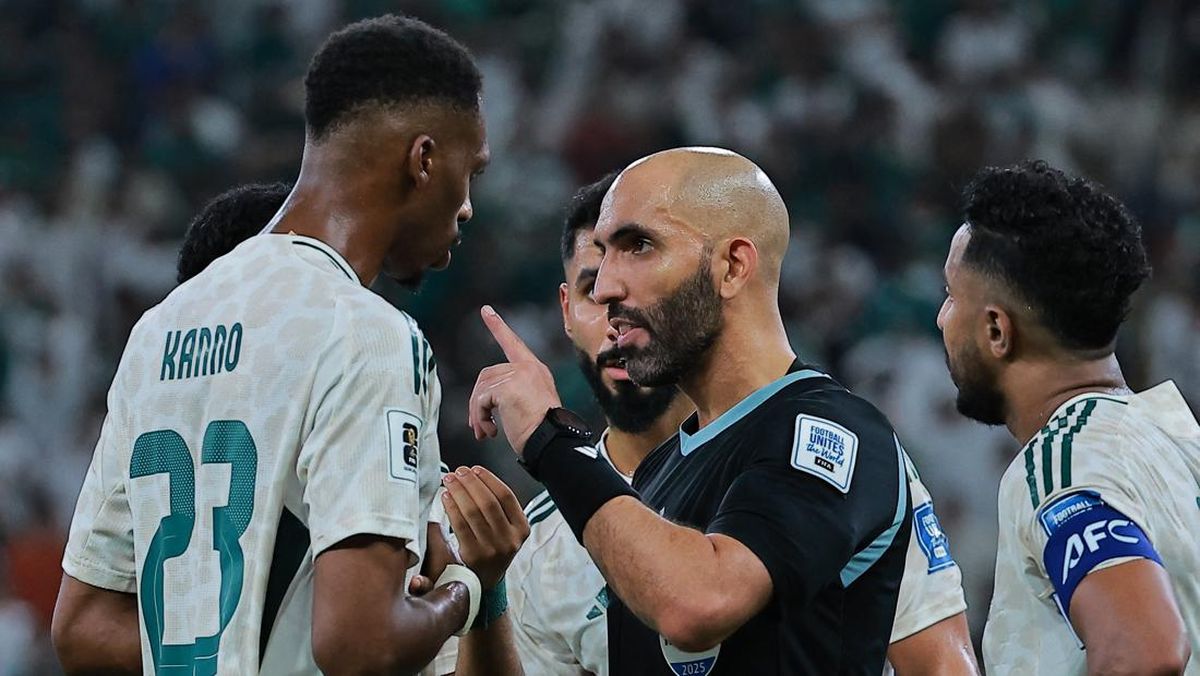 Dua Jempol untuk Wasit Kuwait di Indonesia vs Arab Saudi