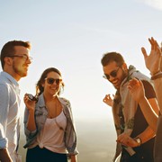 Punya 5 Kepribadian Ini? Kamu Termasuk Orang yang Paling Bahagia!