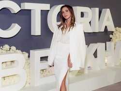 Victoria Beckham Rilis Serial Dokumenter Tanpa Brooklyn Beckham, Dihilangkan?