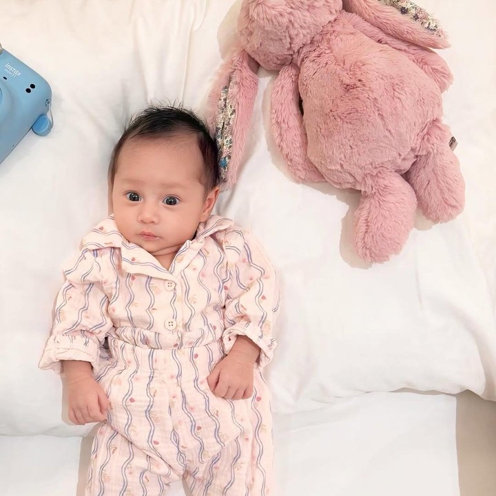 <p>"Selamat pagi <em>aunty uncle</em> <em>online</em> dari Janeera," tulis Onad lewat Instagramnya. (Foto: Instagram @bebyleonardo)</p>