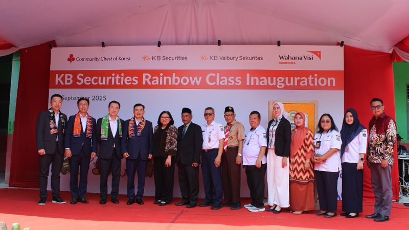 Wahana Visi Indonesia (WVI) kembali melaksanakan program KB Securities - Overseas Rainbow Classroom yang tahun ini memasuki tiga kali penyelenggaraan.