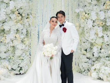 Makna Kehadiran Kupu-kupu di Pernikahan Amanda Manopo dan Kenny Austin
