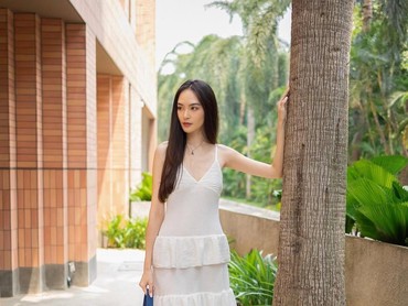 img-title Sosok Aurellia Lanita Model yang Ternyata Mantan Pacar Kenny Austin