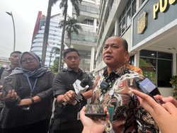 Kejagung: Ada Pengembalian Rupiah-Dolar di Kasus Korupsi Laptop Era Nadiem