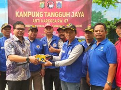 Polres Jakbar Kukuhkan Kampung Tangguh dan Satkamling Anti Narkoba
